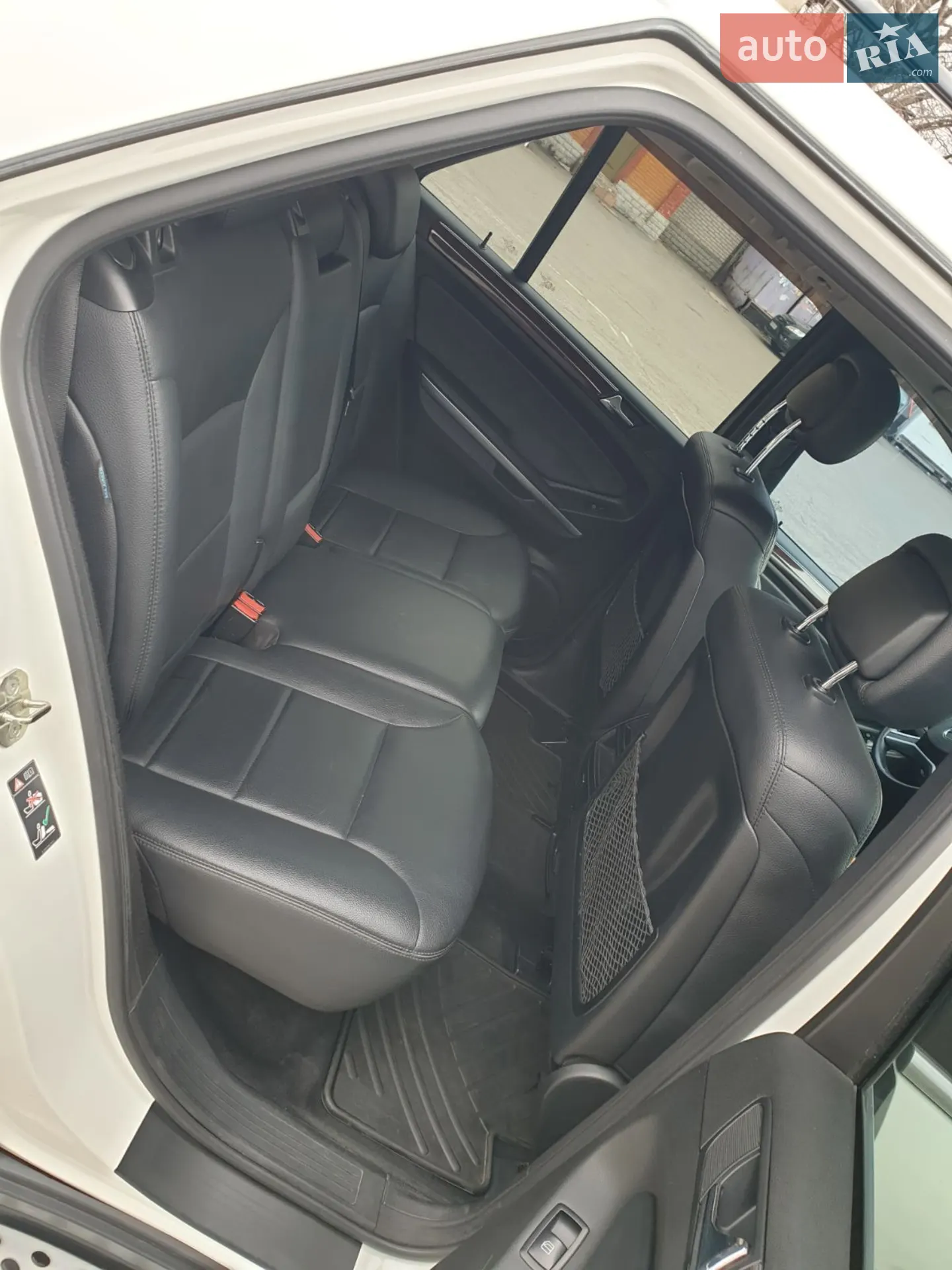 2010 Mercedes-Benz M-klasse - мініатюра 26