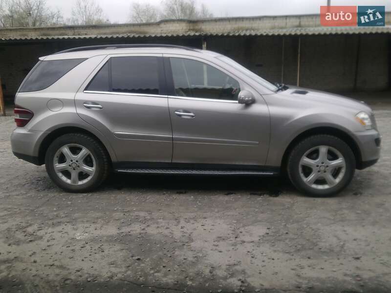 Внедорожник / Кроссовер Mercedes-Benz M-Class 2008 в Сумах