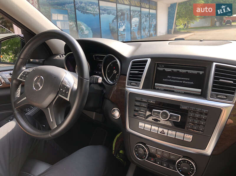 Внедорожник / Кроссовер Mercedes-Benz M-Class 2012 в Киеве фото 12 Внедорожник / Кроссовер Mercedes-Benz M-Class 2012 в Киеве