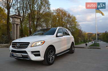 Внедорожник / Кроссовер Mercedes-Benz M-Class 2015 в 