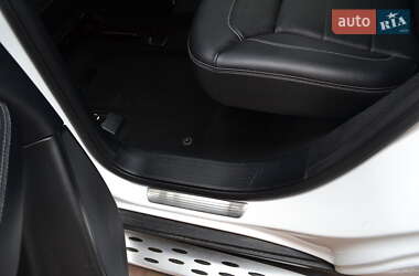 Внедорожник / Кроссовер Mercedes-Benz M-Class 2015 в 