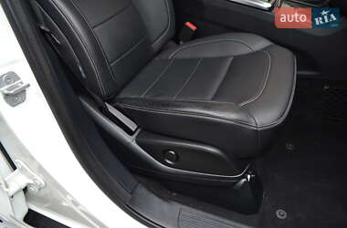 Внедорожник / Кроссовер Mercedes-Benz M-Class 2015 в 