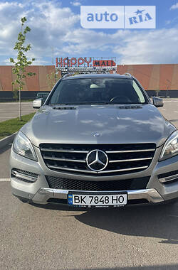 Внедорожник / Кроссовер Mercedes-Benz M-Class 2013 в Ровно