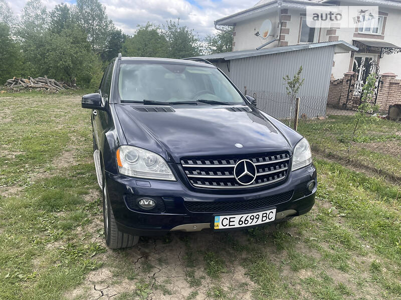 Позашляховик / Кросовер Mercedes-Benz M-Class 2008 в Чернівцях