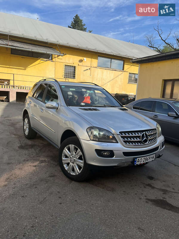 Внедорожник / Кроссовер Mercedes-Benz M-Class 2008 в Тячеве
