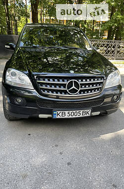 Позашляховик / Кросовер Mercedes-Benz M-Class 2007 в Хмільнику
