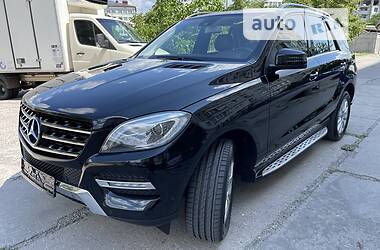 Внедорожник / Кроссовер Mercedes-Benz M-Class 2013 в Киеве