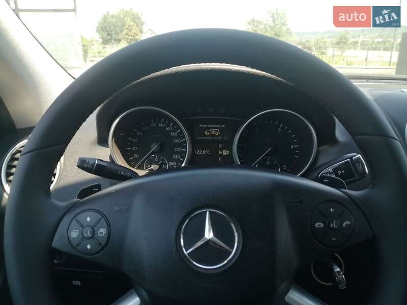 Позашляховик / Кросовер Mercedes-Benz M-Class 2009 в Вижниці