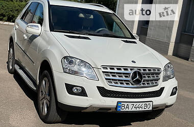 Позашляховик / Кросовер Mercedes-Benz M-Class 2009 в Кропивницькому