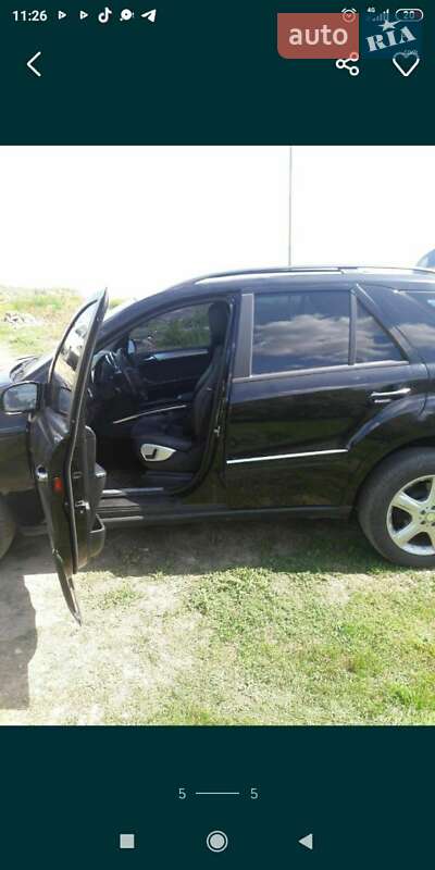 Внедорожник / Кроссовер Mercedes-Benz M-Class 2005 в Одессе