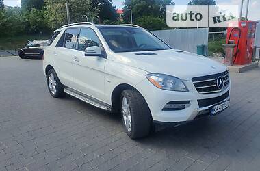 Позашляховик / Кросовер Mercedes-Benz M-Class 2011 в Києві