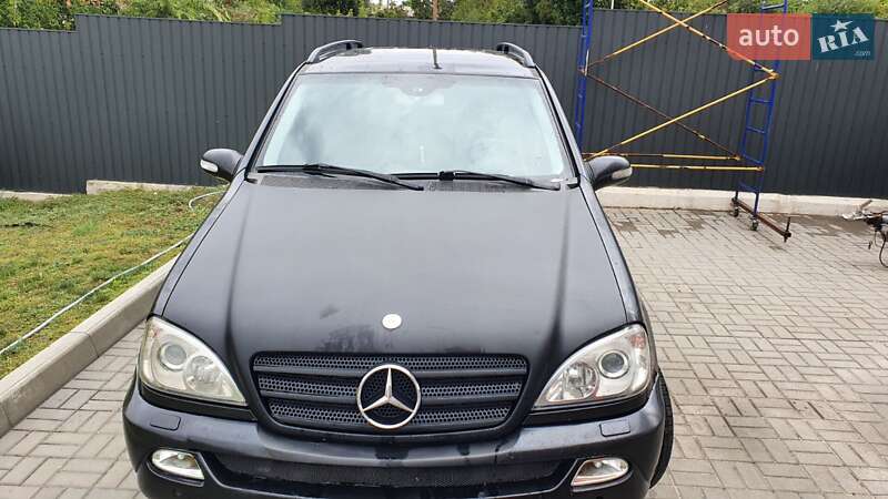 Позашляховик / Кросовер Mercedes-Benz M-Class 2003 в Ізмаїлі