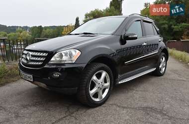 Внедорожник / Кроссовер Mercedes-Benz M-Class 2008 в 