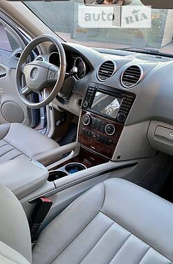 Внедорожник / Кроссовер Mercedes-Benz M-Class 2007 в Одессе