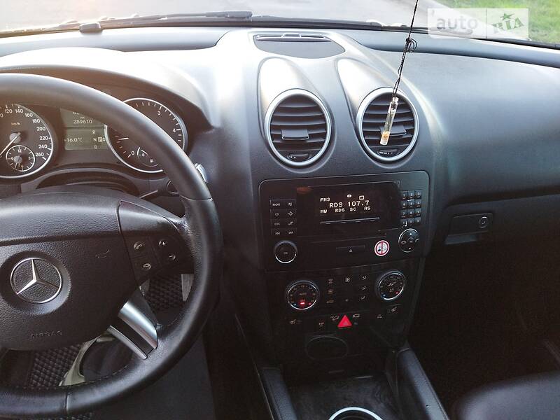 Внедорожник / Кроссовер Mercedes-Benz M-Class 2007 в Виноградове