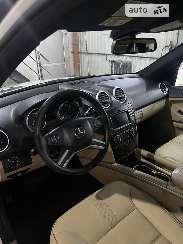Позашляховик / Кросовер Mercedes-Benz M-Class 2010 в Тернополі фото 12 Позашляховик / Кросовер Mercedes-Benz M-Class 2010 в Тернополі