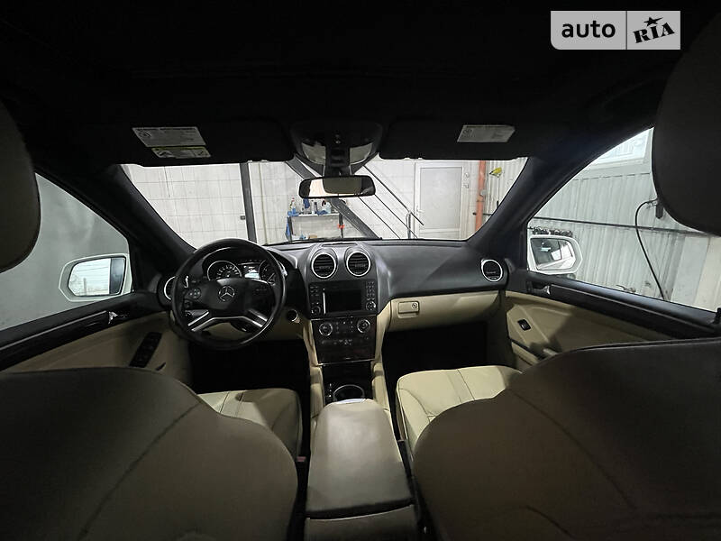 Позашляховик / Кросовер Mercedes-Benz M-Class 2010 в Тернополі фото 13 Позашляховик / Кросовер Mercedes-Benz M-Class 2010 в Тернополі
