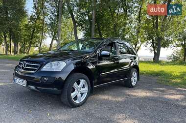 Внедорожник / Кроссовер Mercedes-Benz M-Class 2005 в Заставной