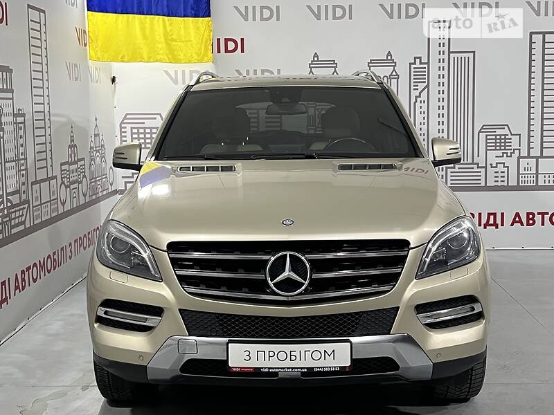 Внедорожник / Кроссовер Mercedes-Benz M-Class 2012 в Киеве