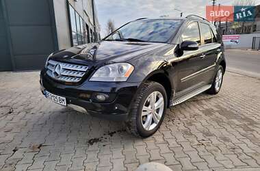 Внедорожник / Кроссовер Mercedes-Benz M-Class 2008 в Черновцах