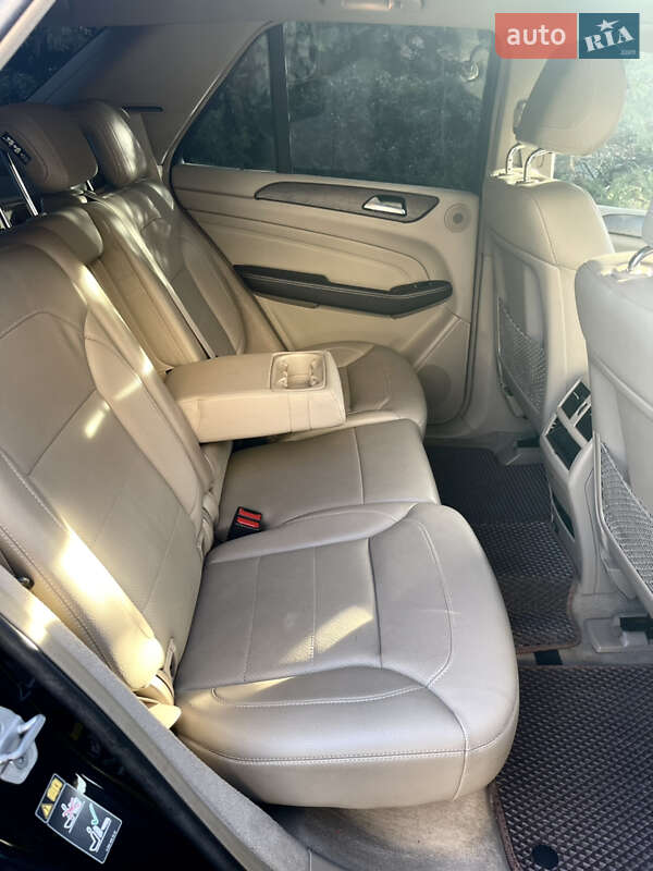 Внедорожник / Кроссовер Mercedes-Benz M-Class 2012 в Хмельнике