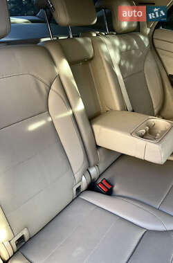 Внедорожник / Кроссовер Mercedes-Benz M-Class 2012 в Хмельнике