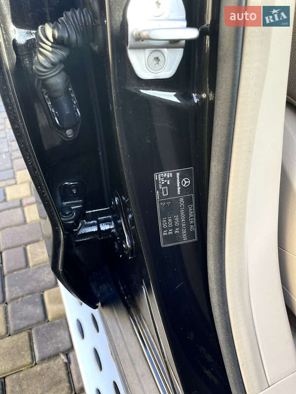 Внедорожник / Кроссовер Mercedes-Benz M-Class 2012 в Хмельнике