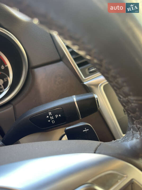 Внедорожник / Кроссовер Mercedes-Benz M-Class 2012 в Хмельнике