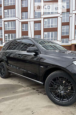 Внедорожник / Кроссовер Mercedes-Benz M-Class 2012 в Ивано-Франковске
