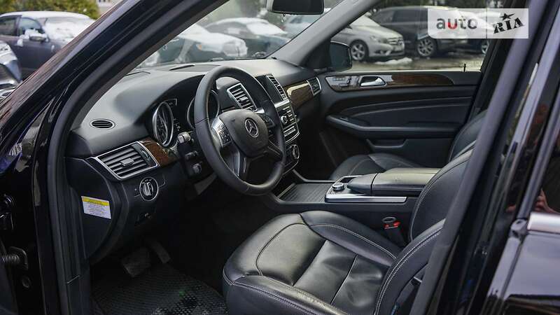 Внедорожник / Кроссовер Mercedes-Benz M-Class 2012 в Львове