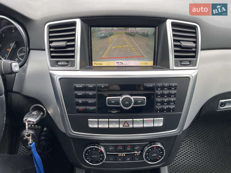 Внедорожник / Кроссовер Mercedes-Benz M-Class 2011 в Владимире