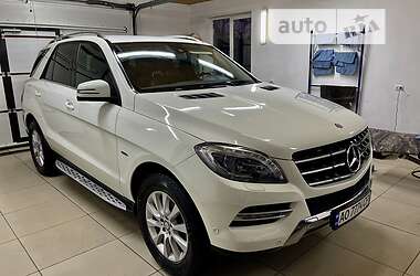 Позашляховик / Кросовер Mercedes-Benz M-Class 2012 в Тячеві