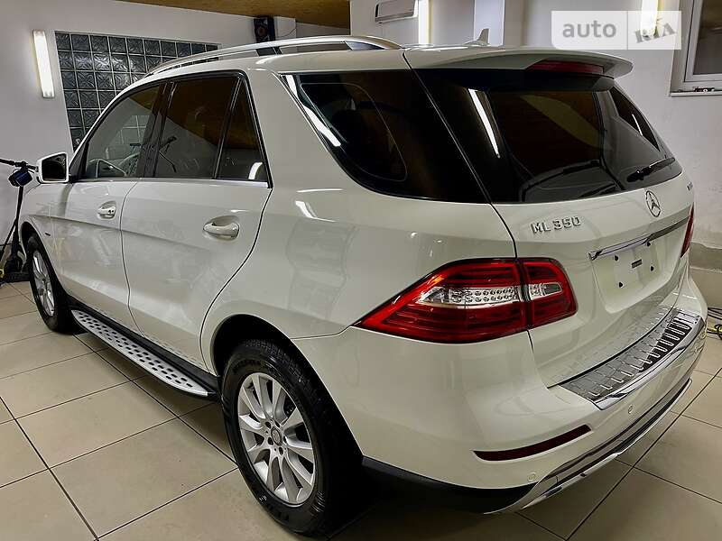 Внедорожник / Кроссовер Mercedes-Benz M-Class 2012 в Тячеве