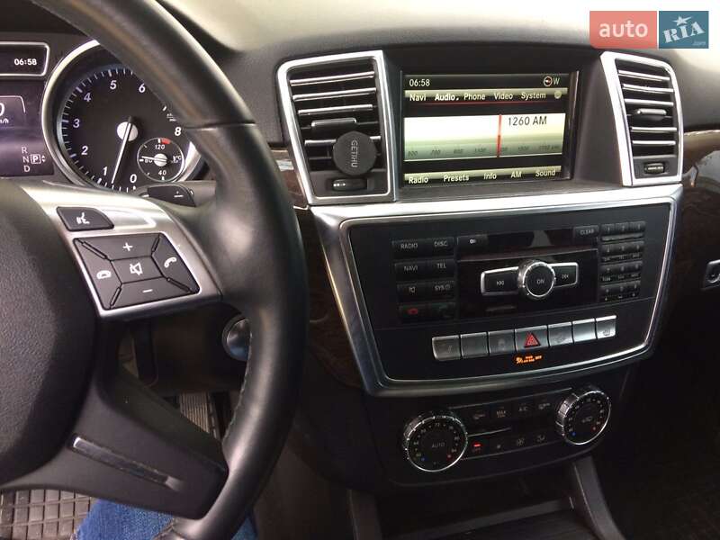 Позашляховик / Кросовер Mercedes-Benz M-Class 2014 в Києві