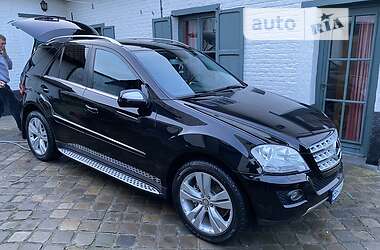 Mercedes-Benz M-Class 2010