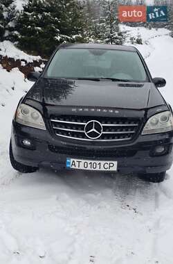 Внедорожник / Кроссовер Mercedes-Benz M-Class 2006 в 