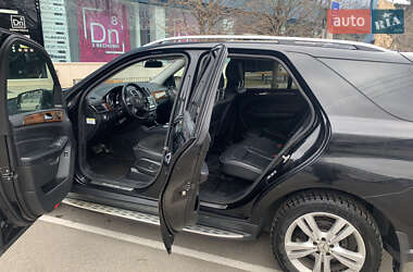 Внедорожник / Кроссовер Mercedes-Benz M-Class 2012 в 