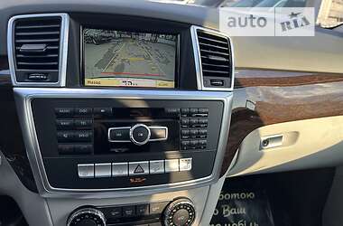 Внедорожник / Кроссовер Mercedes-Benz M-Class 2012 в 