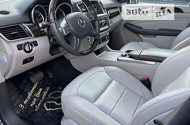 Внедорожник / Кроссовер Mercedes-Benz M-Class 2012 в 