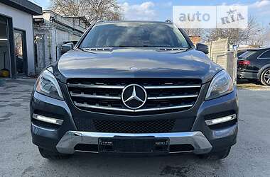 Внедорожник / Кроссовер Mercedes-Benz M-Class 2012 в 