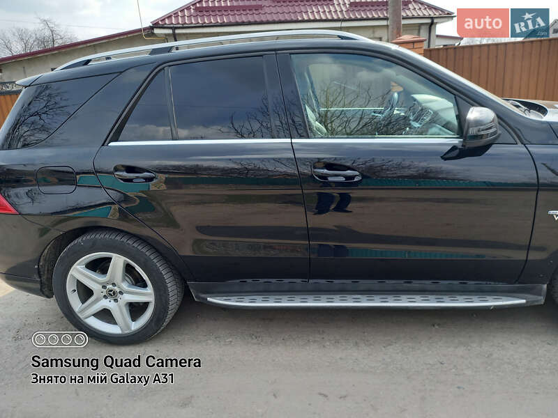 Внедорожник / Кроссовер Mercedes-Benz M-Class 2011 в Умани