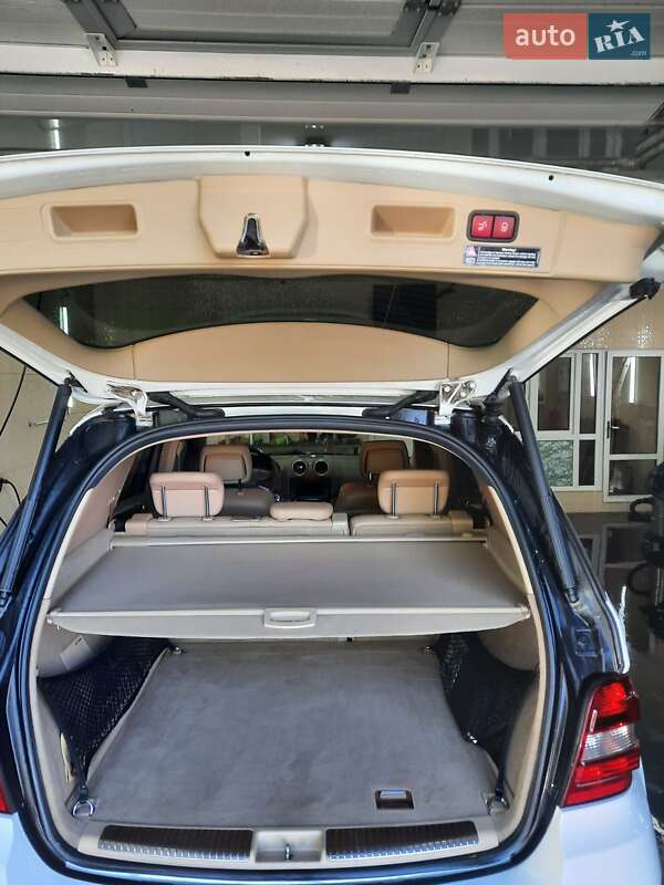 Внедорожник / Кроссовер Mercedes-Benz M-Class 2009 в Запорожье