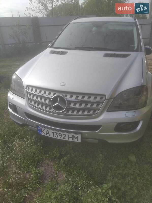 Внедорожник / Кроссовер Mercedes-Benz M-Class 2008 в Киеве