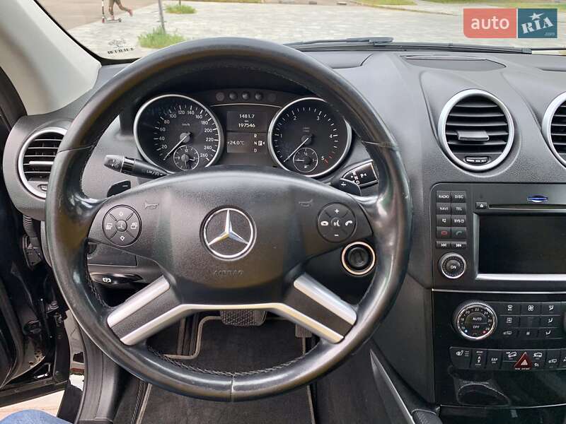 Внедорожник / Кроссовер Mercedes-Benz M-Class 2011 в Днепре