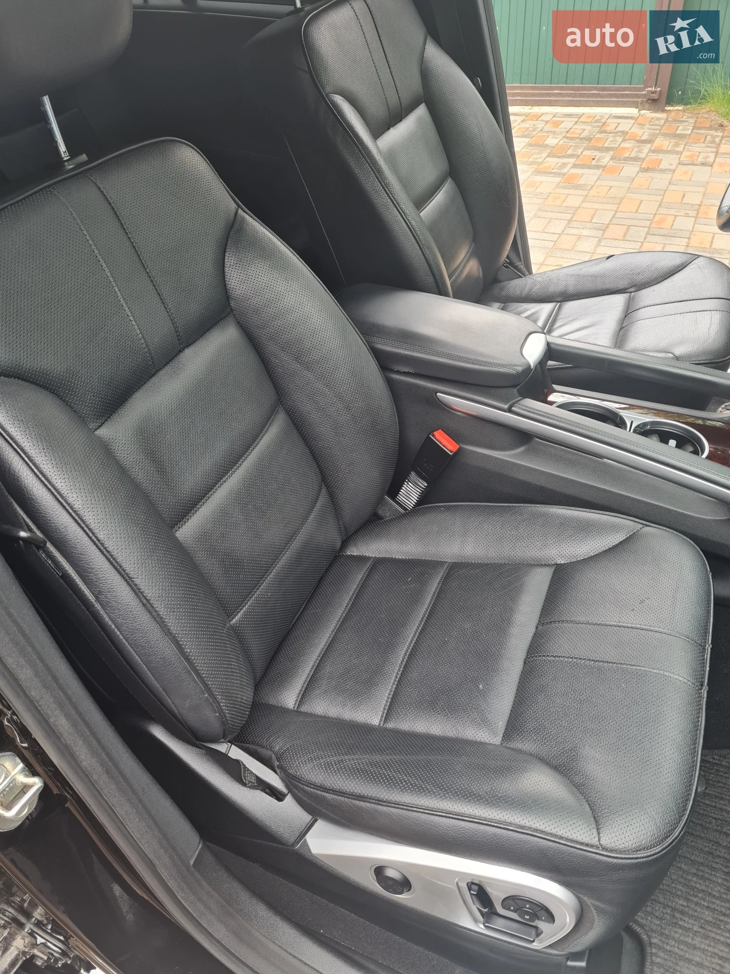 2011 Mercedes-Benz M-klasse - мініатюра 26