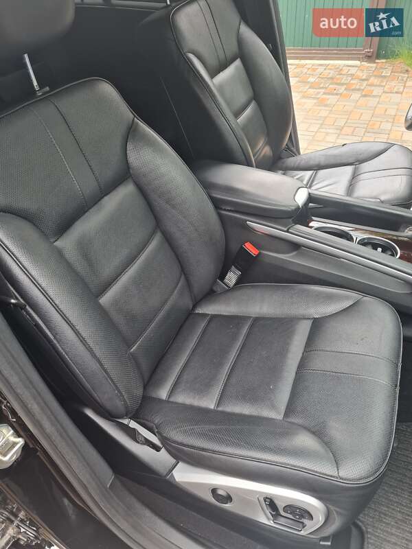 Внедорожник / Кроссовер Mercedes-Benz M-Class 2011 в Боярке