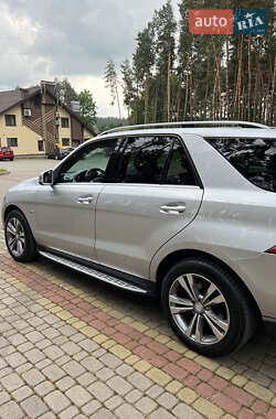 Внедорожник / Кроссовер Mercedes-Benz M-Class 2011 в Львове