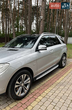 Внедорожник / Кроссовер Mercedes-Benz M-Class 2011 в Львове