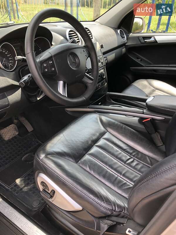 Внедорожник / Кроссовер Mercedes-Benz M-Class 2007 в Южном