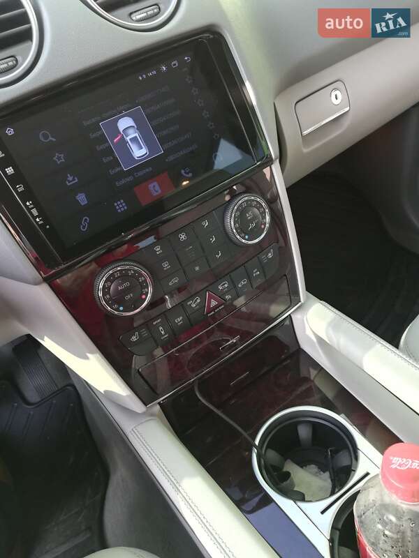 Внедорожник / Кроссовер Mercedes-Benz M-Class 2011 в Киеве